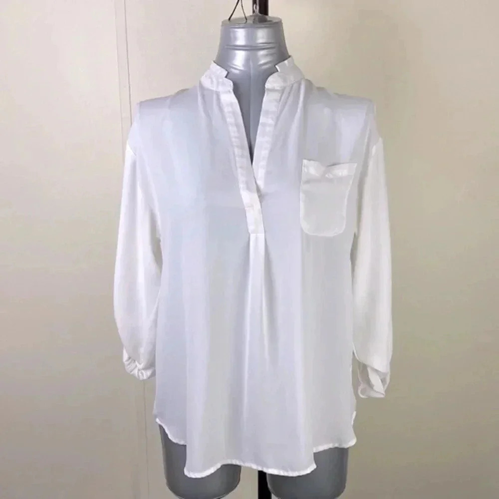 3/$15 Sheer light weight roll tab sleeve office white blouse formal med